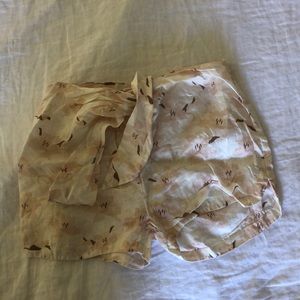 Acacia linen shorts Small